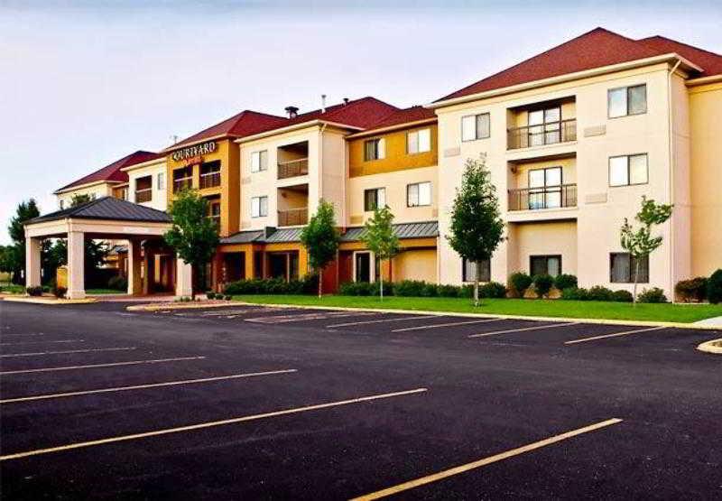 Courtyard By Marriott Peoria Hotel Exterior photo